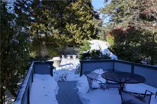 6 Howe Ave, Newport, RI 02840 - Photo 23