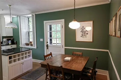 6 Howe Avenue #3, Newport, RI 02840 - Photo 9