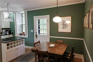 6 Howe Ave, Newport, RI 02840 - Photo 9