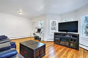 68 Division St, Lincoln, RI 02838 - Photo 3