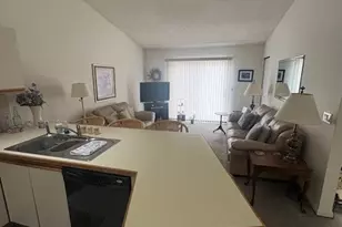 833 Halifax Dr, Warwick, RI 02886 - Photo 3