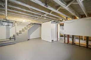 23 Livingston Pl, Middletown, RI 02842 - Photo 37