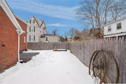 23 Livingston Place, Middletown, RI 02842 - Photo 45