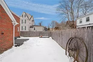 23 Livingston Pl, Middletown, RI 02842 - Photo 45