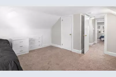 39 Hillview Avenue, Providence, RI 02908 - Photo 13