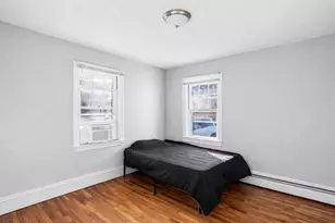 39 Hillview Ave, Providence, RI 02908 - Photo 11