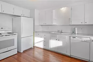 24 Elm Cir, Cranston, RI 02920 - Photo 5