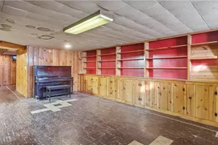 24 Elm Cir, Cranston, RI 02920 - Photo 15