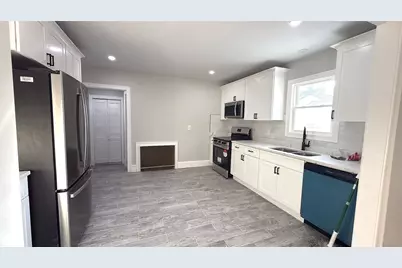 1002 Charles Street, North Providence, RI 02904 - Photo 19