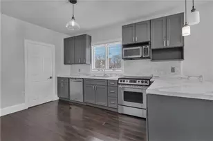 27 Greenville Ave, Johnston, RI 02919 - Photo 3