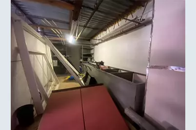 2121 Elmwood Avenue, Warwick, RI 02888 - Photo 5