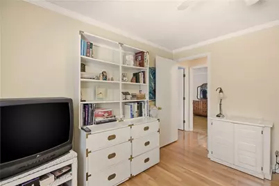 54 Othmar Street, Narragansett, RI 02882 - Photo 17