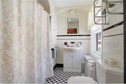 1625 Smith Street, North Providence, RI 02911 - Photo 31