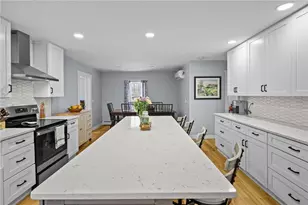 78 Gervais St, Coventry, RI 02816 - Photo 5