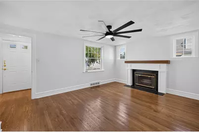 122 Dewey Avenue, Pawtucket, RI 02861 - Photo 17