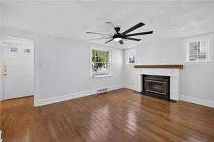 122 Dewey Ave, Pawtucket, RI 02861 - Photo 17