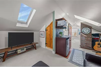 25 Peckham Avenue, Newport, RI 02840 - Photo 29