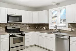 23 Fortin Ave, Pawtucket, RI 02860 - Photo 1