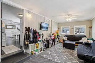 16 Morris St, West Warwick, RI 02893 - Photo 15