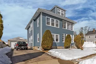 43 Woodbine St, Cranston, RI 02910 - Photo 5