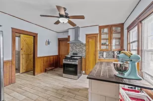 43 Woodbine St, Cranston, RI 02910 - Photo 29