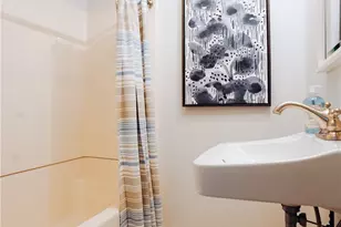 603 Thames St, Newport, RI 02840 - Photo 37