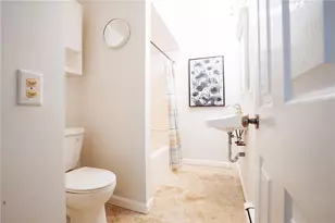 603 Thames St, Newport, RI 02840 - Photo 35