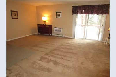 1560 Douglas Avenue #C33, North Providence, RI 02904 - Photo 3