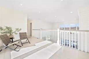 33 Carnegie Abbey Ln, Portsmouth, RI 02871 - Photo 23