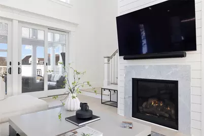 33 Carnegie Abbey Lane, Portsmouth, RI 02871 - Photo 13