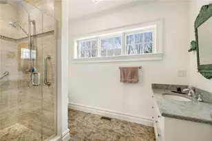 29 Prairie Ave, Newport, RI 02840 - Photo 27