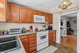 5 Marion St, Westerly, RI 02891 - Photo 9