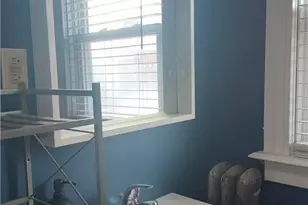 56 Waltham St, Pawtucket, RI 02860 - Photo 13