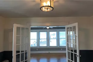 56 Waltham St, Pawtucket, RI 02860 - Photo 3