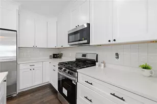 53 Oriole Ave, Pawtucket, RI 02860 - Photo 17