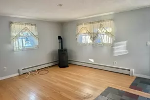 101 Honeyman Ave, Middletown, RI 02842 - Photo 5