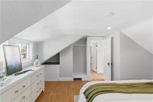 141 Hanover Ave, Pawtucket, RI 02861 - Photo 17