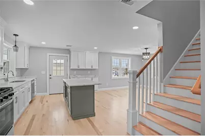 60 Bloor Street, Warwick, RI 02889 - Photo 3