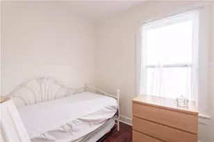 11 Brewer St, Newport, RI 02840 - Photo 9