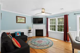 1196 Charles St, North Providence, RI 02904 - Photo 9