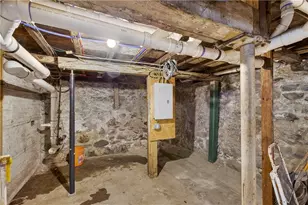 538 Wood Ave, Woonsocket, RI 02895 - Photo 47