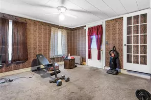 15 Knight St, Woonsocket, RI 02895 - Photo 5