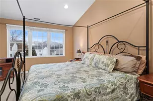 15 Gilcrest Dr, West Warwick, RI 02893 - Photo 33