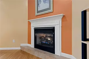 15 Gilcrest Dr, West Warwick, RI 02893 - Photo 19