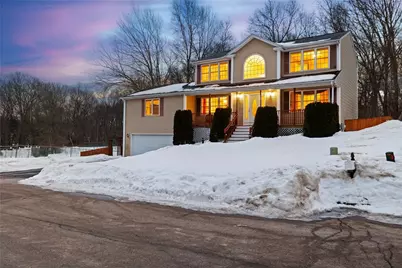 15 Gilcrest Drive, West Warwick, RI 02893 - Photo 3