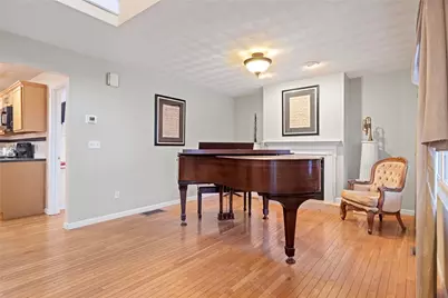 15 Gilcrest Drive, West Warwick, RI 02893 - Photo 7