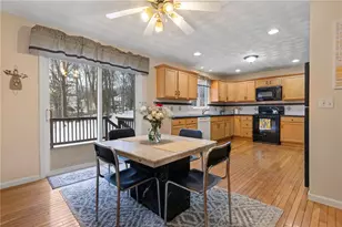 15 Gilcrest Dr, West Warwick, RI 02893 - Photo 9