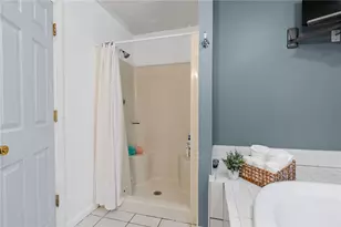 15 Gilcrest Dr, West Warwick, RI 02893 - Photo 37