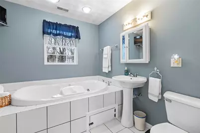 15 Gilcrest Drive, West Warwick, RI 02893 - Photo 35