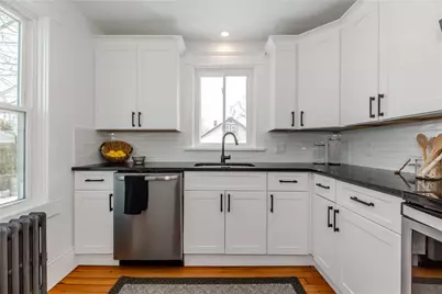 8 Lenox Avenue, West Warwick, RI 02893 - Photo 15